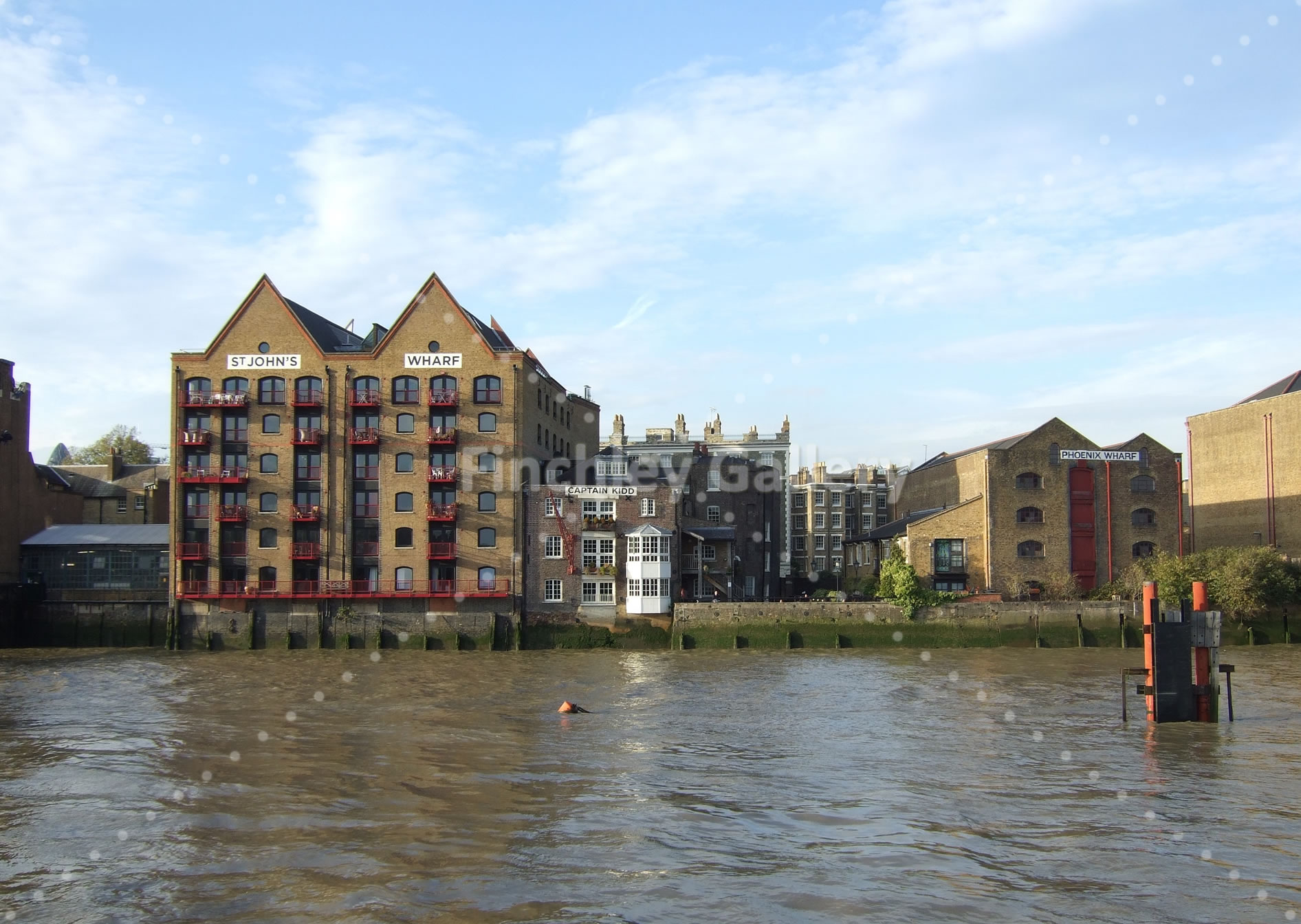 St John's Wharf and The Captain Kidd Pub near Wapping Pier