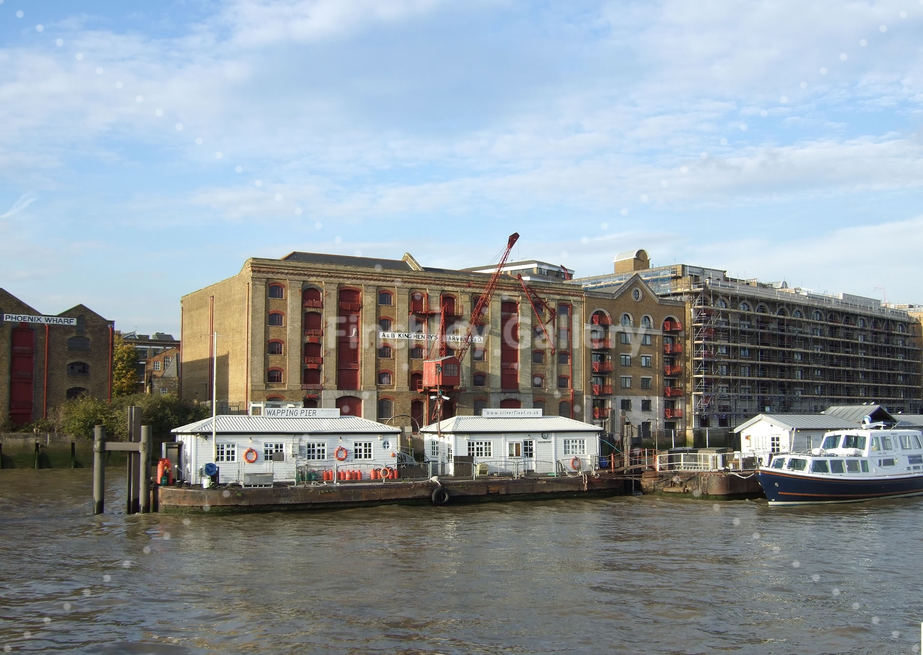 Wapping Pier with old Wharfs behind