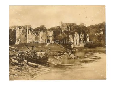 POSTCARD OF CHEPSTOW CASTLE